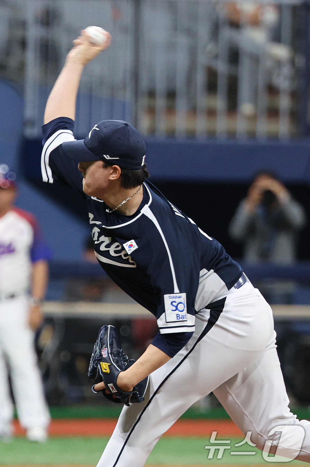 (서울=뉴스1) 장수영 기자 = 2일 오후 서울 구로구 고척스카이돔에서 열린 '2024 K-BASEBALL SERIES' 대한민국 야구 대표팀과 쿠바 대표팀의 평가전 2차전, 9회 …