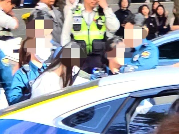 강남역 8중 추돌, 역주행에 무면허…"신경안정제 복용"(종합)