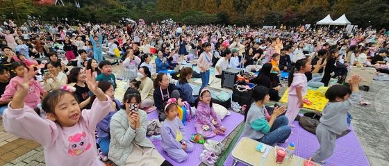 구미 라면축제, 아이들도 신났다…티니핑 콘서트로 2만명 몰려