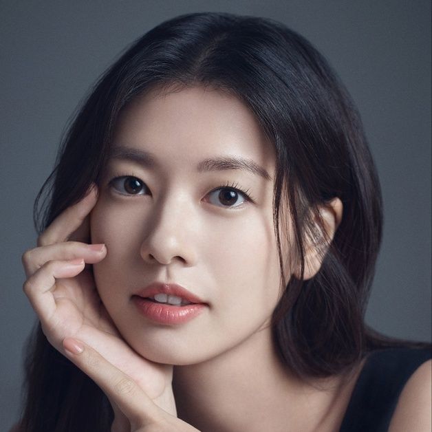 정소민, 황금촬영상 여우주연상…데뷔 14년 만의 첫 수상 쾌거