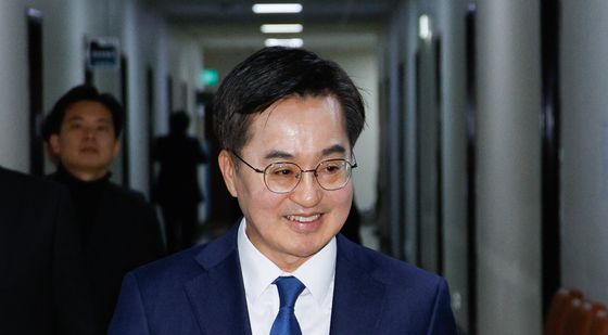 예결위원장실 향하는 김동연 경기지사