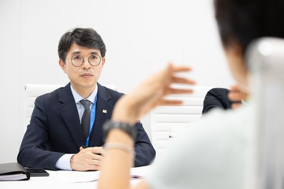 김완섭 환경장관, '비상계엄 사태' 관련 사의 표명