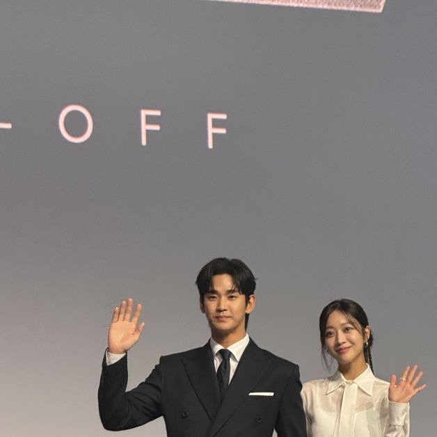 '넉오프' 김수현 "조보아 둥글둥글한 성격, 모난 구석이 없어"