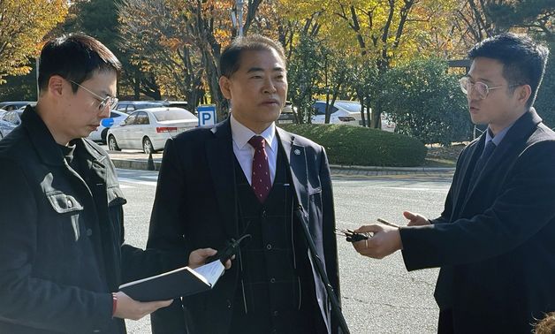 명태균 측 "강혜경 모순된 진술들 탄핵할 것"…변호사 추가 선임