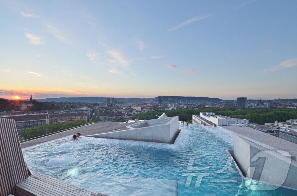 본문 이미지 - 휘를리만바트 & 스파(스위스관광청 제공)