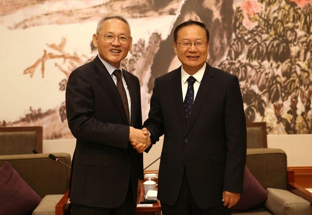 유인촌 장관, 중국과 '사람·문화예술·콘텐츠' 교류 확대 합의