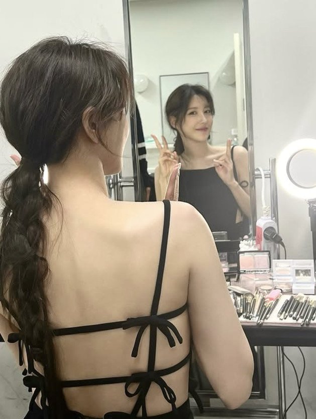 본문 이미지 - 사진=이지아 SNS 캡처