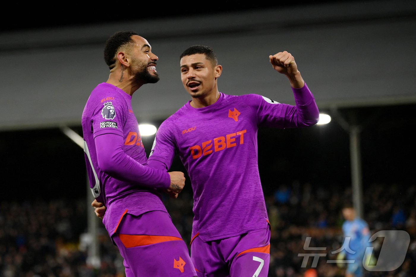 본문 이미지 - 울버햄튼은 시즌 개막 후 10경기 연속 무승으로 부진했지만 2연승으로 반등했다. ⓒ 로이터=뉴스1