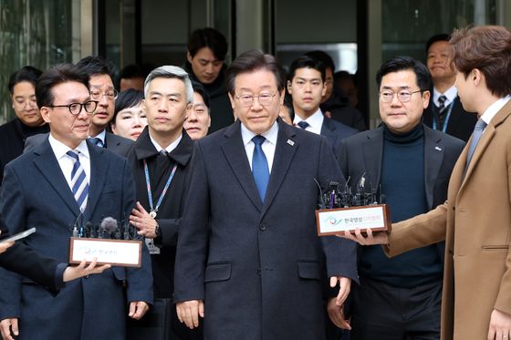 이재명 '위증교사' 1심 무죄…법원 "통상적인 증언 요청"(종합)