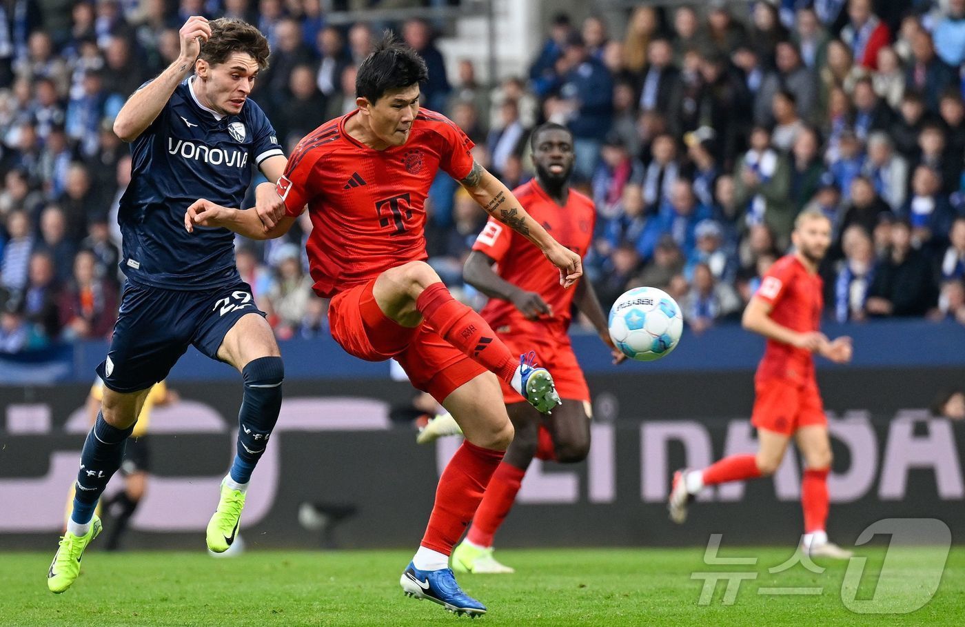 본문 이미지 - 바이에른 뮌헨 주전 수비수 김민재 ⓒ AFP=뉴스1