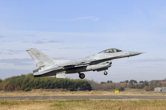 미국, 대만에 5400억 규모 무기판매 승인…F-16 부품 포함