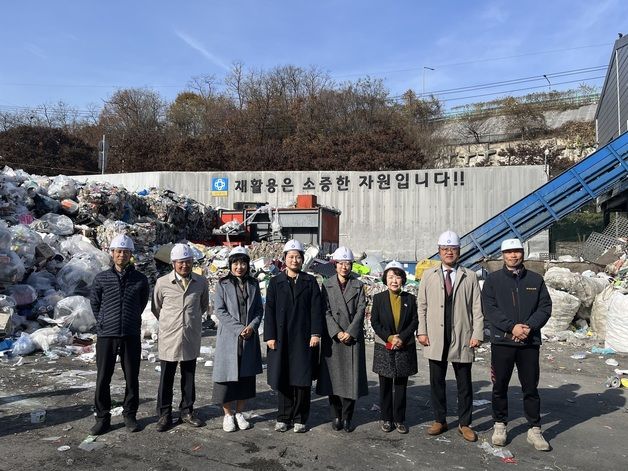 안양시의회 보사환경위 '생활폐기물 적환장' 점검 나서