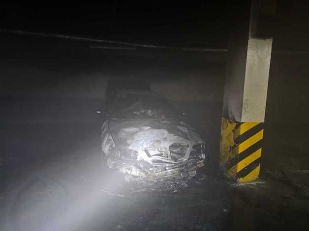 Car Fire Erupts in Underground Parking Lot of Sokcho Resort, No Injuries Reported