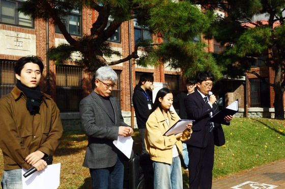 오후 6시 학보 마감 놓고 전남대 '학생기자-주간교수' 갈등