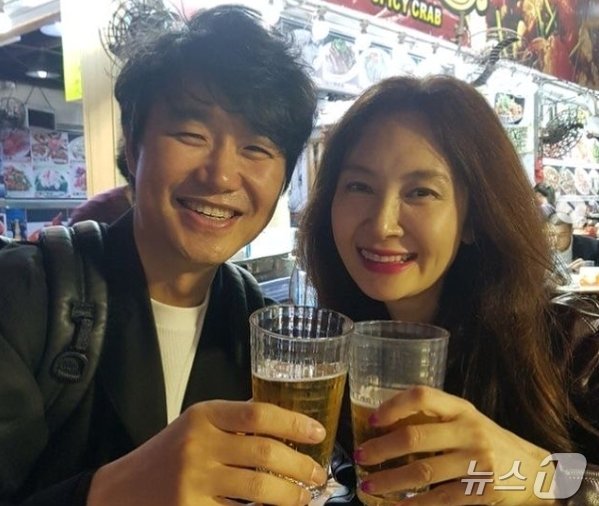 본문 이미지 - (배우 채시라 인스타그램 캡처)