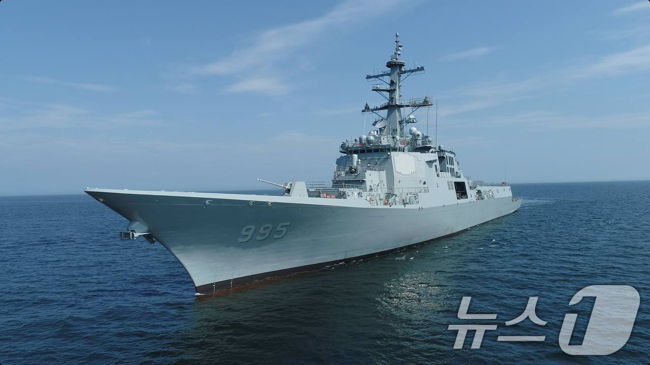 본문 이미지 - 이지스함 '정조대왕함'. 2024.11.27 ⓒ 뉴스1(방위사업청 제공) 