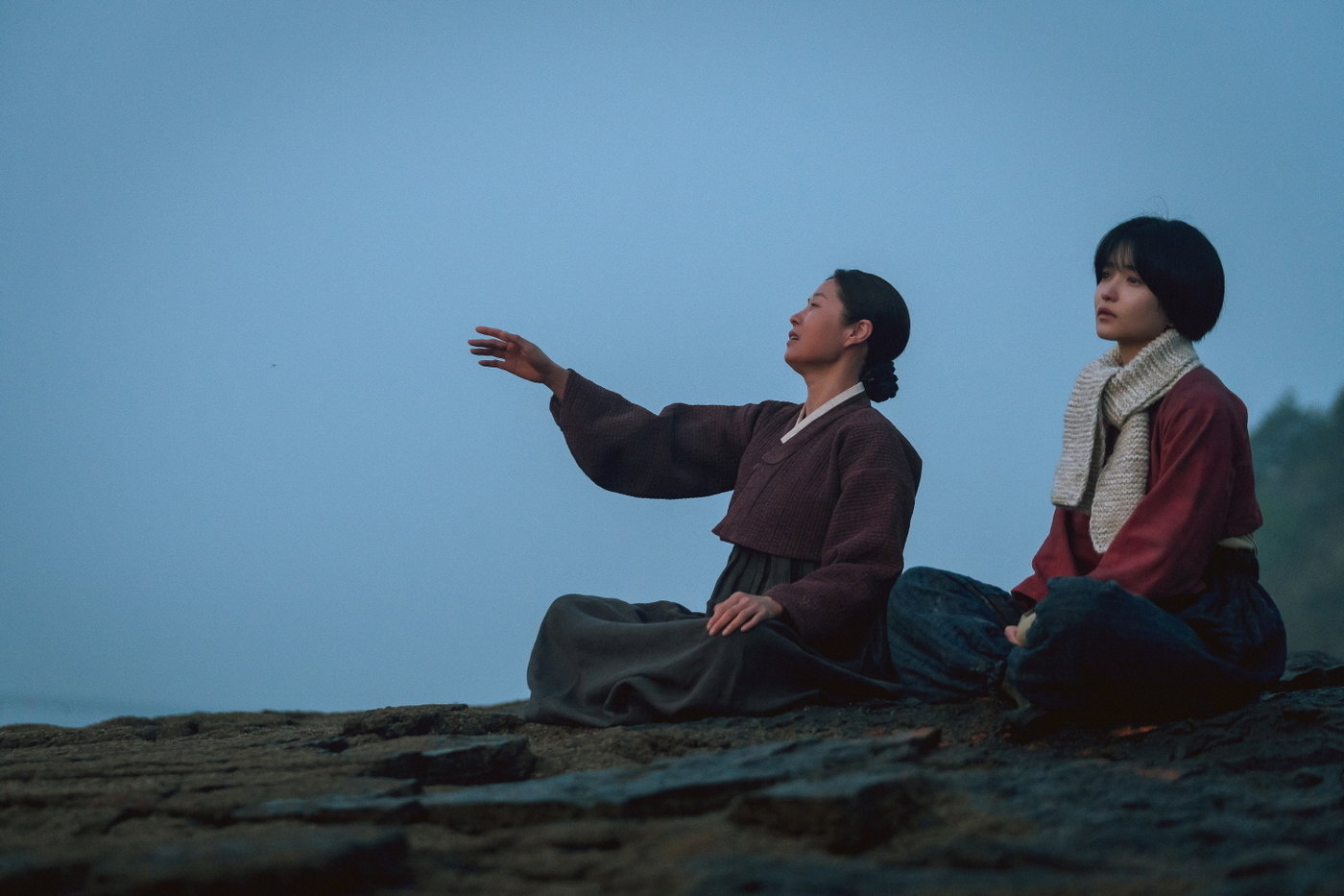 본문 이미지 - 문소리, 김태리/ tvN 제공