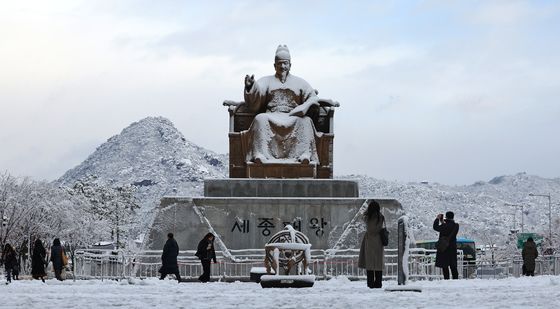 겨울 알리는 눈