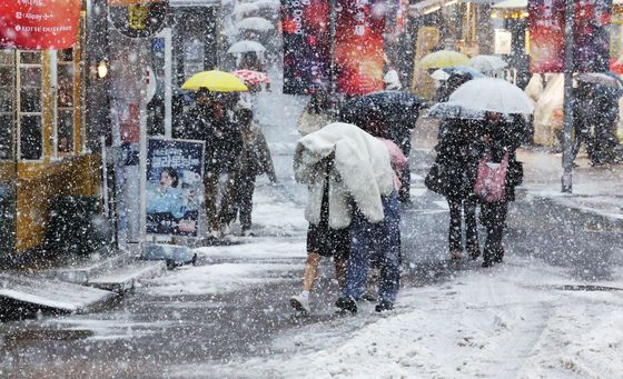 눈길 사람 잡는 '엉덩방아'…고관절에 체중 3배 하중 '산산조각'