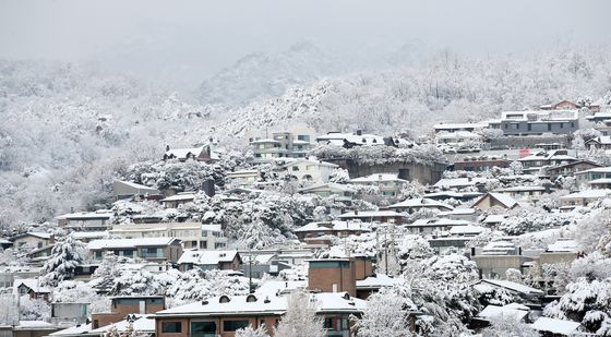 서울 첫눈이 '폭설'…오늘 밤부터 수도권 등 '또 폭설' 예보