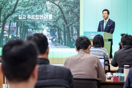 2025년 서울색 '그린오로라'…"여름밤 가로수 초록빛 담아"(종합)