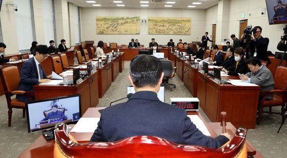 'AI교과서' 교육자료 규정안, 국회 교육위 통과