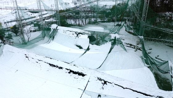 역대급 '눈폭탄' 와르르 붕괴…사상자 속출·재산 피해(종합2보)