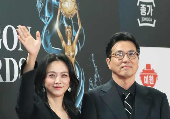 '48세에 둘째 임신' 탕웨이 "또 다른 망아지 생겨…뜻밖의 일 매우 기뻐"