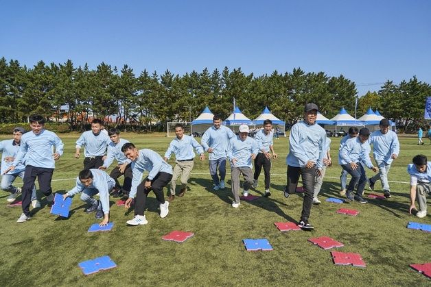 HD현대중 외국인 근로자 체육대회…베트남 등 10개국 500명 참석