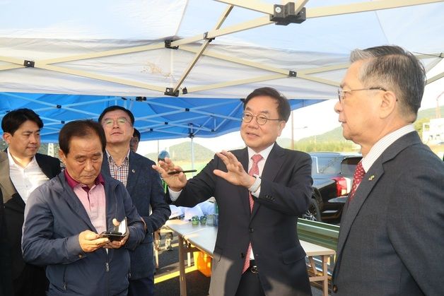 LH 이한준 사장, 울주군 선바위 공공주택지구·서사-다운지구 찾아