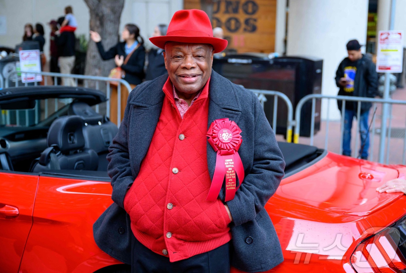 (AFP=뉴스1) 강민경 기자 = 윌리 브라운 전 샌프란시스코 시장이 지난 2월 캘리포니아 샌프란시스코에서 열린 중국 설 행사에 참여하고 있다. 2024.2.24ⓒ AFP=뉴스1