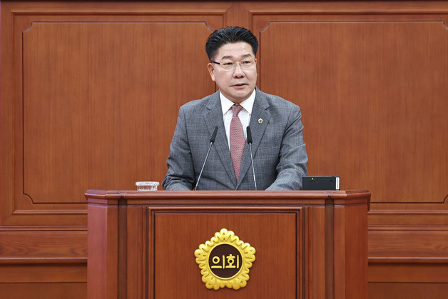 '여직원 성추행 혐의' 송활섭 대전시의원, 항소심에서도 혐의 부인