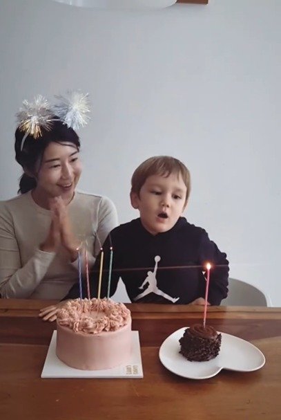 본문 이미지 - 방송인 사유리 인스타그램