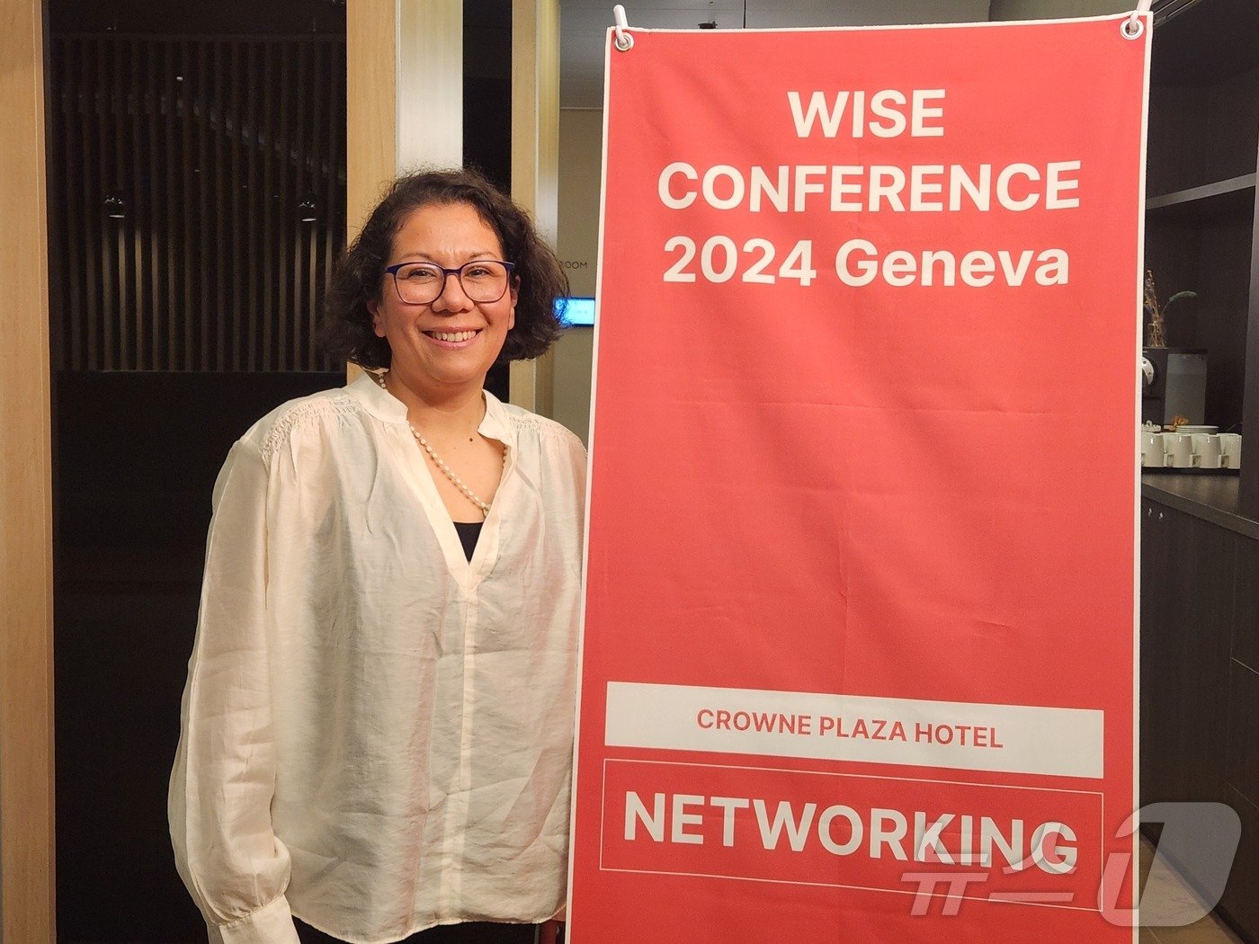 본문 이미지 - 스위스 제네바에서 열린 WISE 콘퍼런스에 참석한 카를라 데자 퀄리티바이이미지스(QBI) 공동 창업자. 2024.11.4/ⓒ News1 이정후 기자