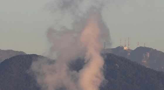 기온 뚝, 난방 수증기 모락모락