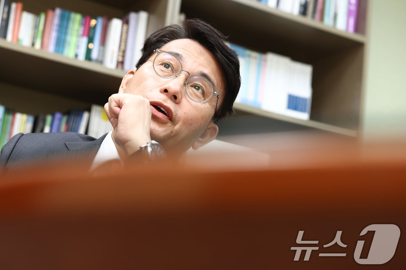 본문 이미지 - 윤상현 국민의힘 의원이 7일 서울 여의도 국회에서 뉴스1과 인터뷰를 하고 있다. 2024.11.7/뉴스1 ⓒ News1 김민지 기자