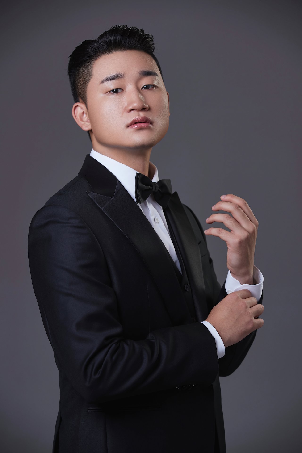 본문 이미지 - 이번 '라보엠' 공연에서 '마르첼로' 역을 맡은 바리톤 김태한. 그는 "개인적으로 푸치니는 '오페라의 왕'이라고 생각한다"며 "'라보엠'은 오페라 입문자에게 권하고 싶은 작품"이라고 했다.(세종문화회관 제공)