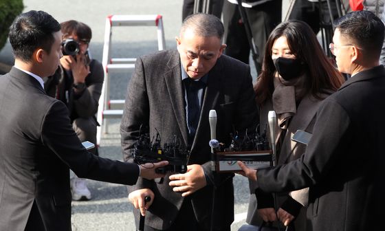 명태균 측 "강혜경은 '제2의 윤지오'"…공천 관련 의혹 등 전면 부인