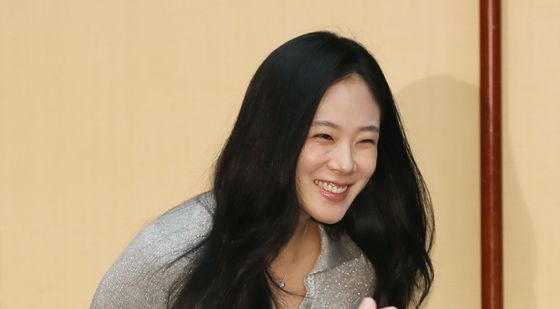 김형서, 꽃미소 입장