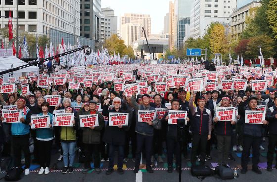 오늘 서울 도심 민주노총 등 1만 총궐기…세종·한강대로 교통 정체