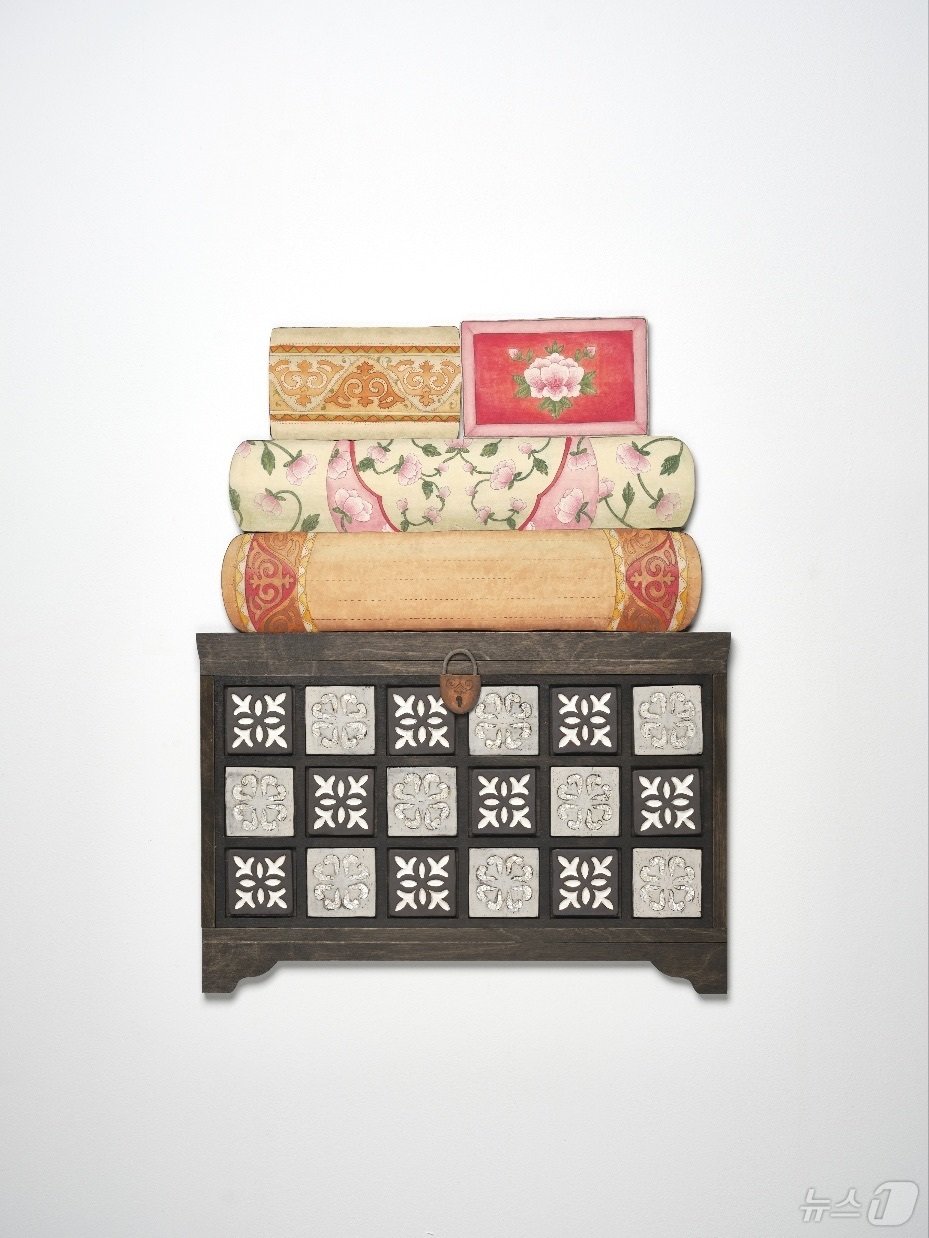 본문 이미지 - 키르기즈 작가 알라마노바 나기마, 한국작가 박송희의 협업작 &#39;조화의 상자&#39;