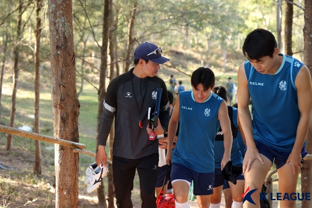 본문 이미지 - 지난해에 이어 2년 연속 태국에서 동계훈련을 하는 광주FC(한국프로축구연맹 제공)