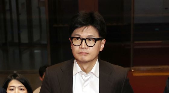 의총 참석하는 한동훈