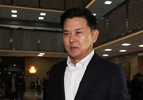 국힘 '李 골프회동'에 "당혹·실망"…김태호 "국민 신뢰 선택할 것"