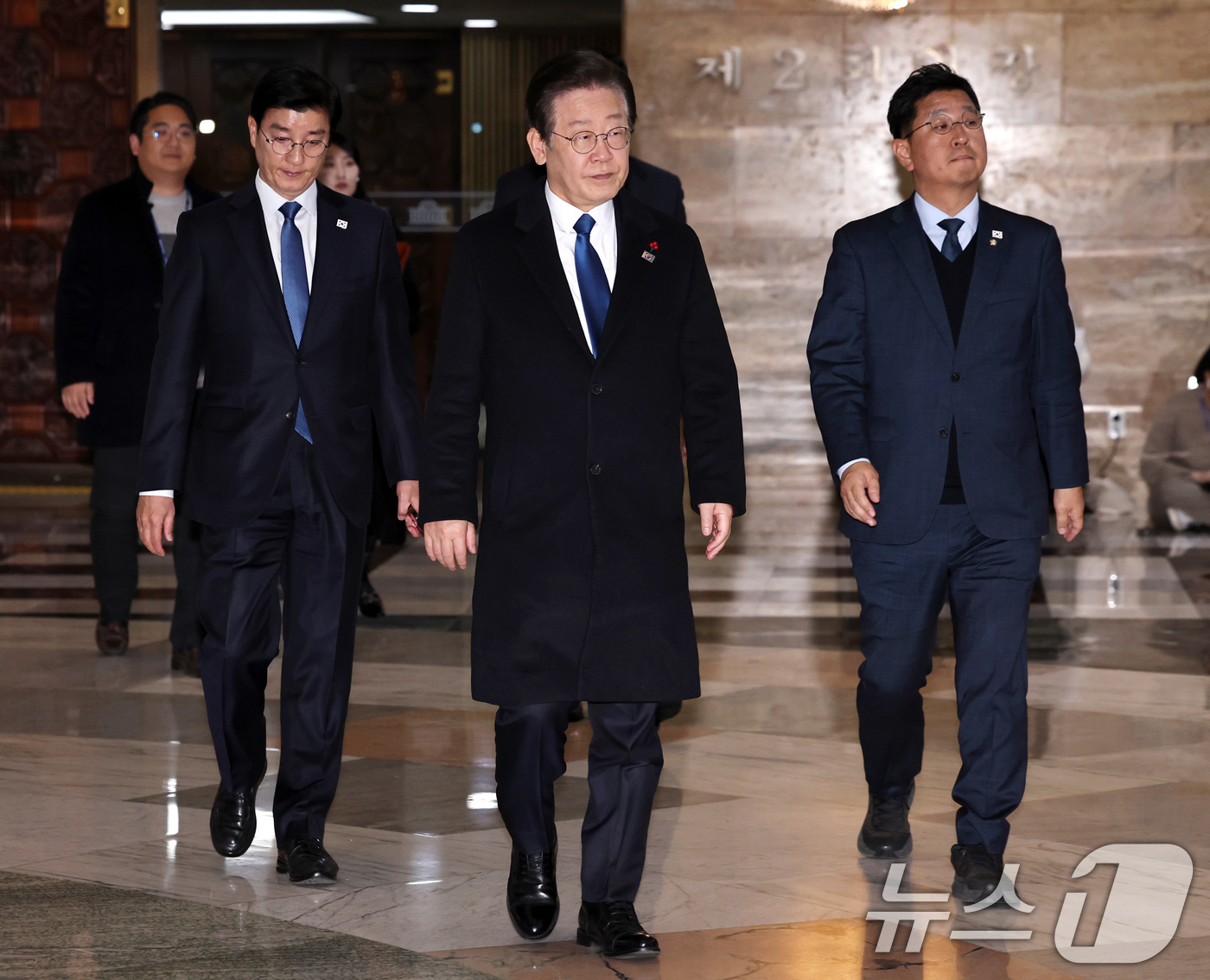 (서울=뉴스1) 구윤성 기자 = 이재명 더불어민주당 대표가 11일 오후 서울 여의도 국회에서 열린 제419회국회(임시회) 제1차 본회의 윤석열 대통령 위헌적 비상계엄 선포 내란행위 …