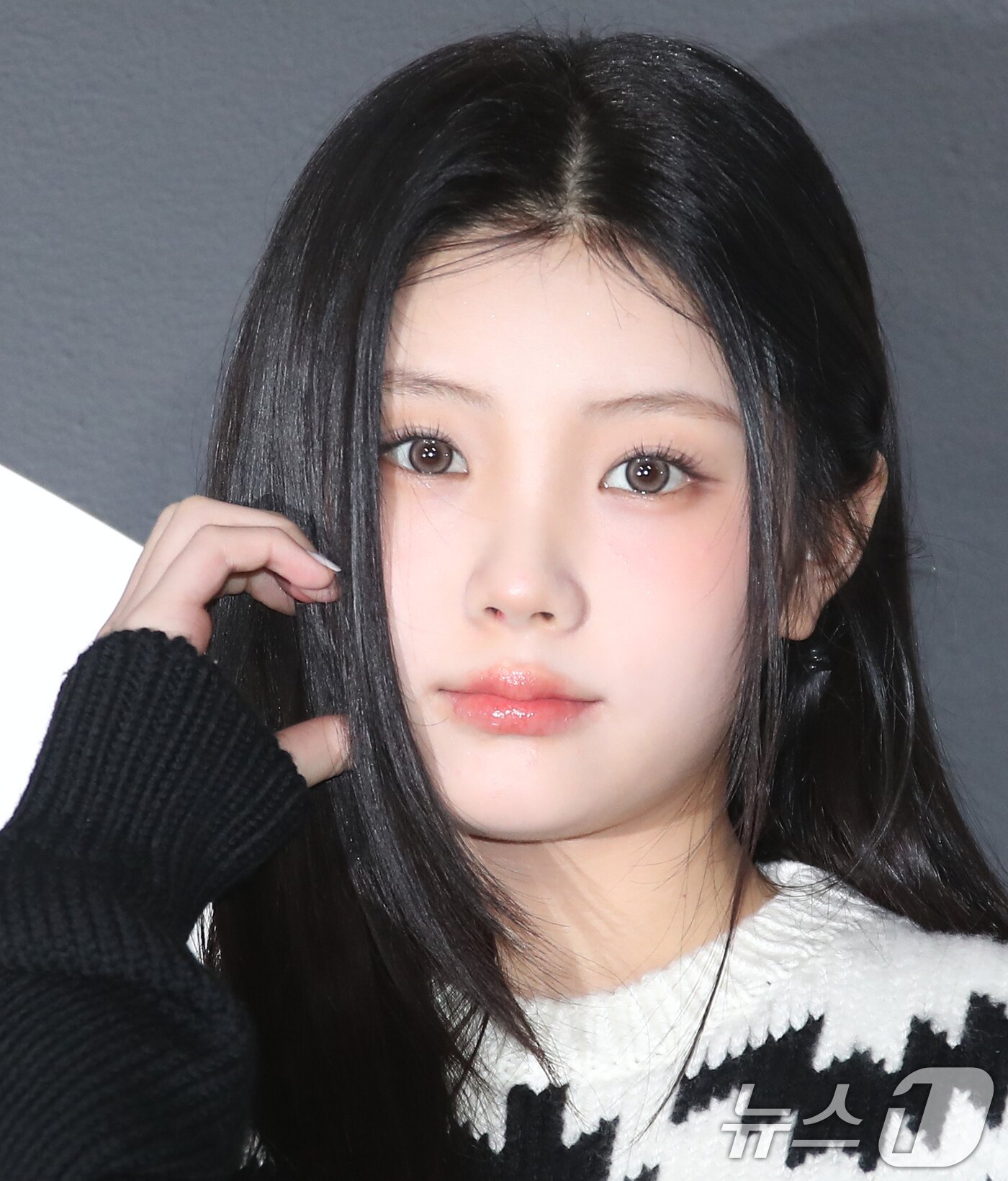 아일릿 원희, 크리스마스 선물 같은 볼 하트