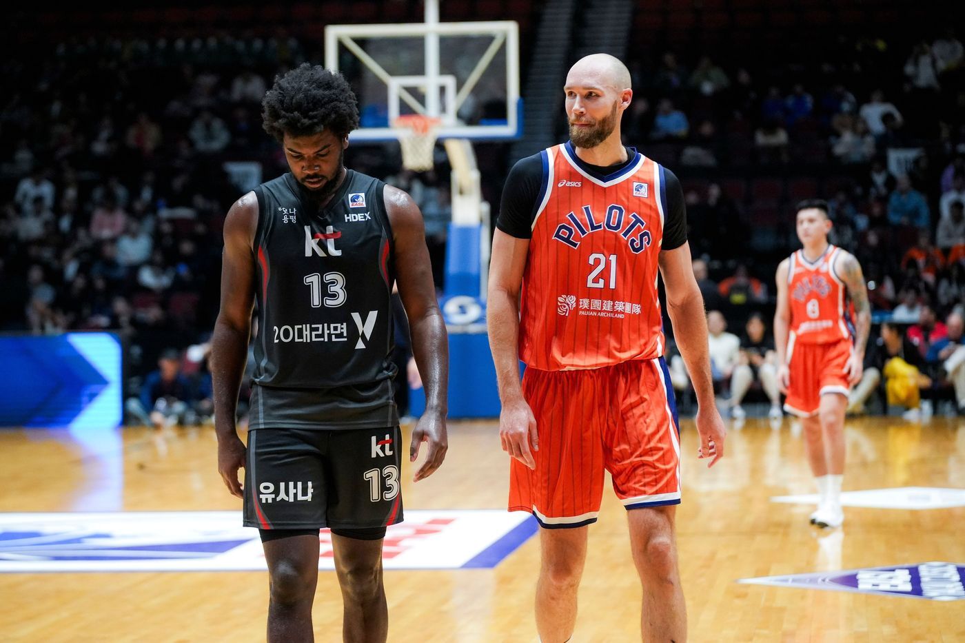 본문 이미지 - 수원 KT는 11일 열린 2024-25 EASL 타오위안 파우이안 파일럿츠에 64-100으로 대패했다. (EASL 제공)