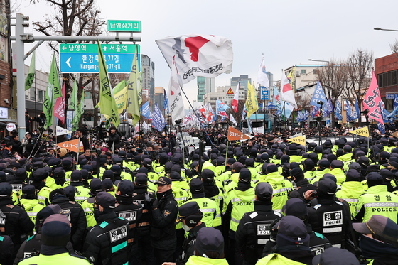 검찰, 양경수 민주노총 위원장 약식기소…'계엄 규탄 불법 집회' 혐의