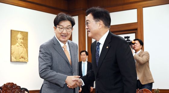 우원식 국회의장 만난 권성동 원내대표