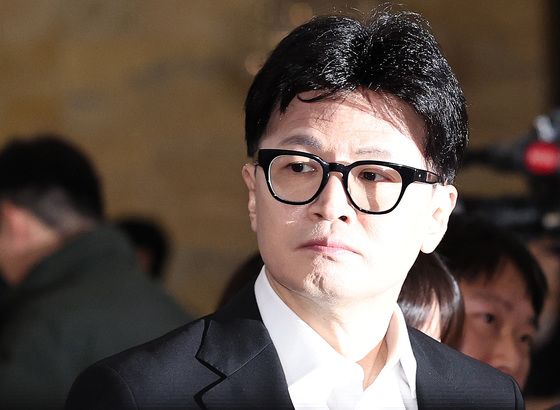 "한동훈 배신자" 책임론 분출…韓, 내일 대표직 사퇴할 듯 (종합)